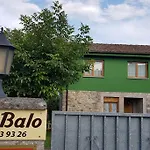 Casa Balo Onís
